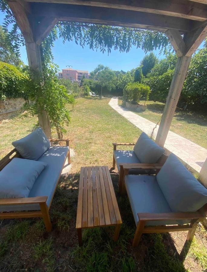 Petite Maison De Charme - Le Jardin Secret D'Alice Roquebrune-sur-Argens Eksteriør billede